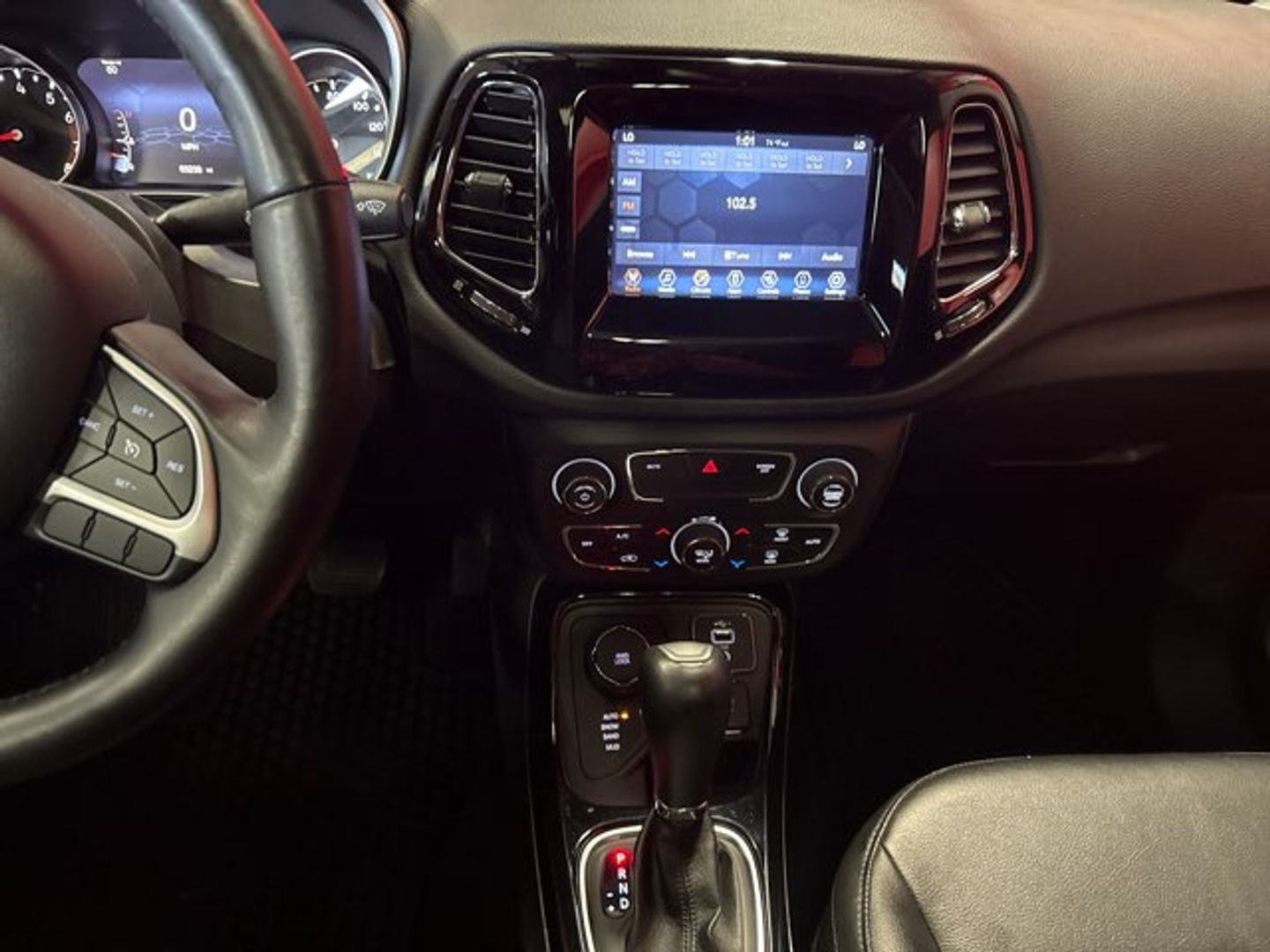 2019 Jeep Compass Altitude [PXJ] Diamond Black Crystal Pearl Coat at Mossy Motors