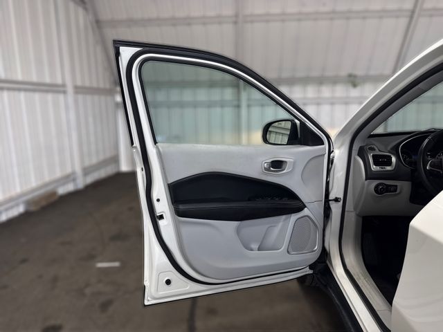 2019 Jeep Compass Latitude 2019 Jeep Compass Latitude