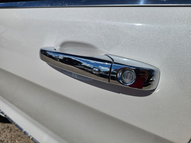 2019 Jeep Grand Cherokee Overland | Brownsville TX | English Motors 2019 Jeep Grand Cherokee Overland | Brownsville TX | English Motors