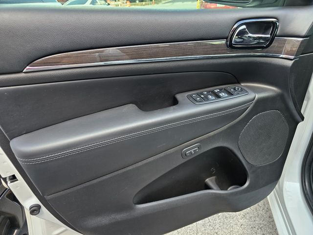 2019 Jeep Grand Cherokee Overland | Brownsville TX | English Motors 2019 Jeep Grand Cherokee Overland | Brownsville TX | English Motors