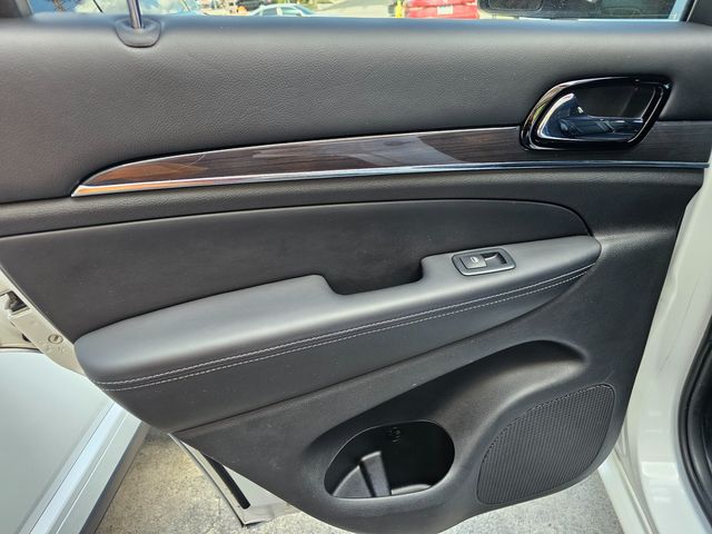 2019 Jeep Grand Cherokee Overland | Brownsville TX | English Motors 2019 Jeep Grand Cherokee Overland | Brownsville TX | English Motors