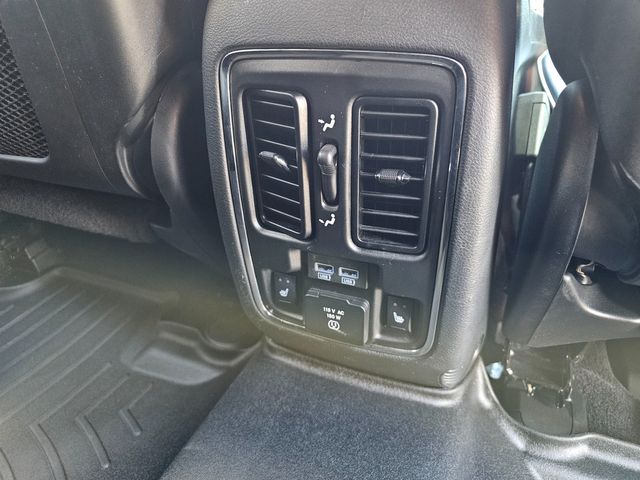 2019 Jeep Grand Cherokee Overland | Brownsville TX | English Motors 2019 Jeep Grand Cherokee Overland | Brownsville TX | English Motors