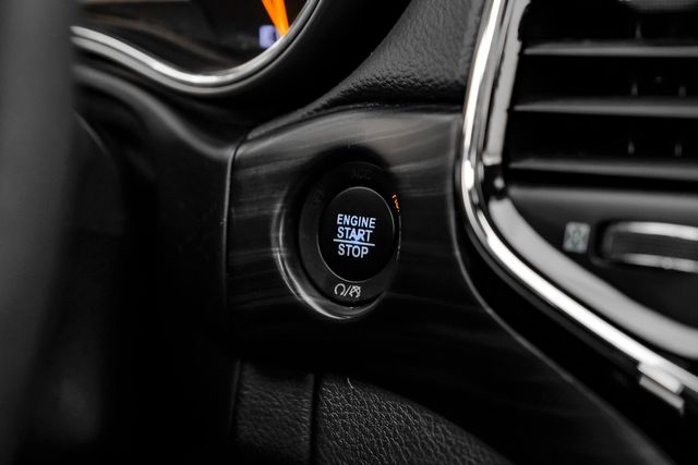 2019 Jeep Grand Cherokee Altitude OneOwner Sunroof Navigation | Dallas, TX | Stevens Motor Company LLC