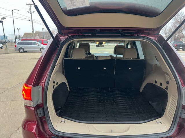 2019 Jeep Grand Cherokee Laredo E One Owner | Dickinson, ND | Heiser Motors