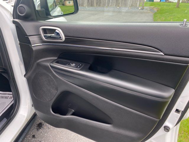 2019 Jeep Grand Cherokee Limited | Ephrata, PA | Pine Tree Motors 2019 Jeep Grand Cherokee Limited | Ephrata, PA | Pine Tree Motors