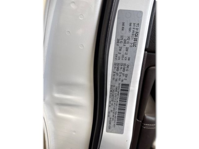 2019 Jeep GRAND CHEROKEE OVERLAND 2019 Jeep GRAND CHEROKEE OVERLAND