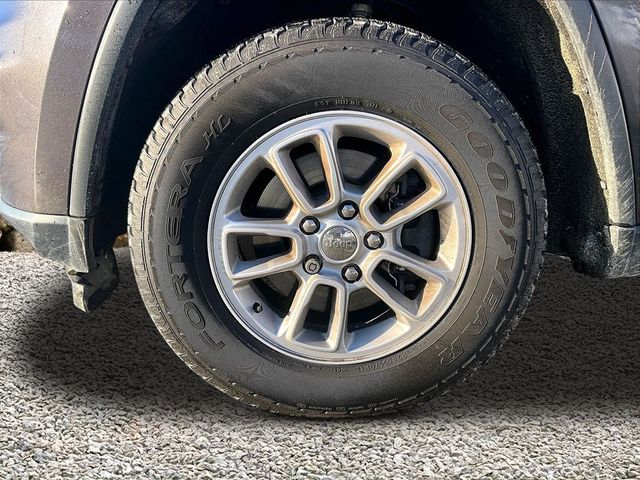 2019 Jeep Grand Cherokee Laredo E