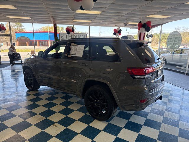2019 Jeep Grand Cherokee Altitude | Rome, GA | Knight's Car Store 2019 Jeep Grand Cherokee Altitude | Rome, GA | Knight's Car Store