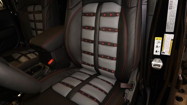 2019 Jeep Wrangler JL Unlimited Rubicon 4X4 SKY TOP,DUPONT KEVLAR,LIFT,LED'S | Carrollton, TX | Texas Vehicle Exchange