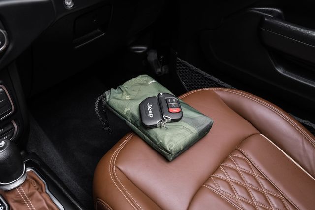 2019 Jeep Wrangler Unlimited Rubicon 4X4 SKY TOP,DUPONT KEVLAR,15K | Carrollton, TX | psv5 DEMO - Texas Vehicle Exchange 2019 Jeep Wrangler Unlimited Rubicon 4X4 SKY TOP,DUPONT KEVLAR,15K | Carrollton, TX | psv5 DEMO - Texas Vehicle Exchange