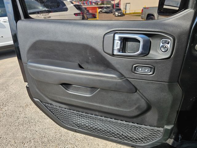 2019 Jeep Wrangler Unlimited Sahara | Brownsville TX | English Motors 2019 Jeep Wrangler Unlimited Sahara | Brownsville TX | English Motors