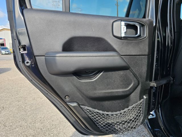 2019 Jeep Wrangler Unlimited Sahara | Brownsville TX | English Motors 2019 Jeep Wrangler Unlimited Sahara | Brownsville TX | English Motors