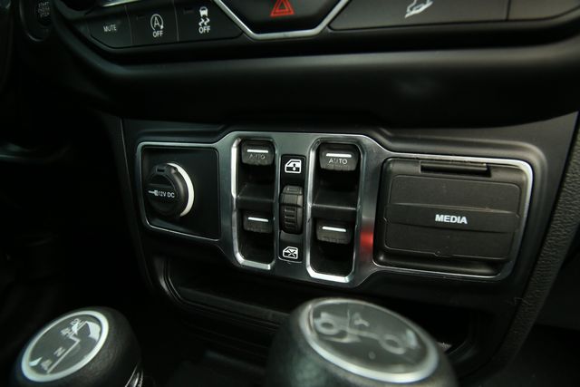 2019 Jeep Wrangler Unlimited Unlimited Sport | San Antonio, TX | R&amp;L Certified Auto Group