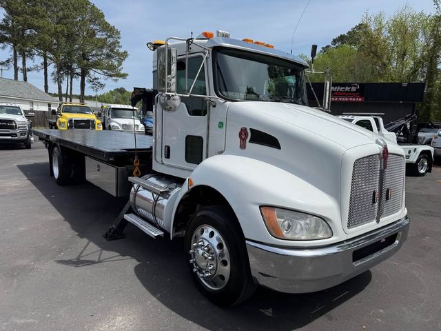 2019 Kenworth T270