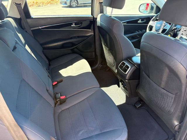 2019 Kia Sorento LX 2019 Kia Sorento LX