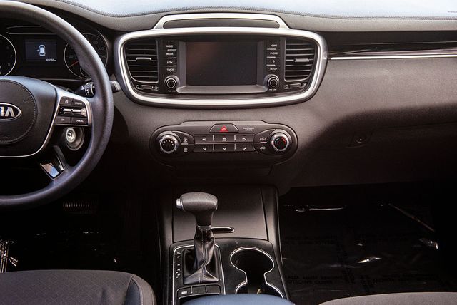 2019 Kia Sorento L