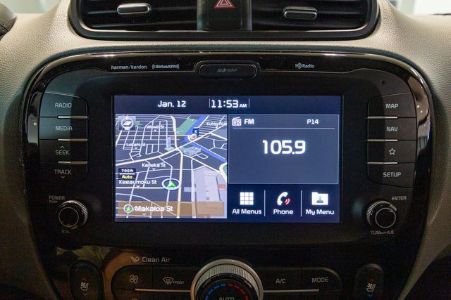 2019 Kia Soul + Leather and sunroof