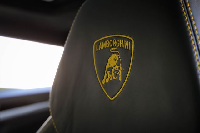 2019 Lamborghini Urus Base | Mesquite, TX | Texas Autos Direct