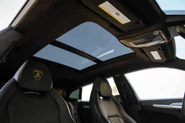 2019 Lamborghini Urus Base | Mesquite, TX | Texas Autos Direct