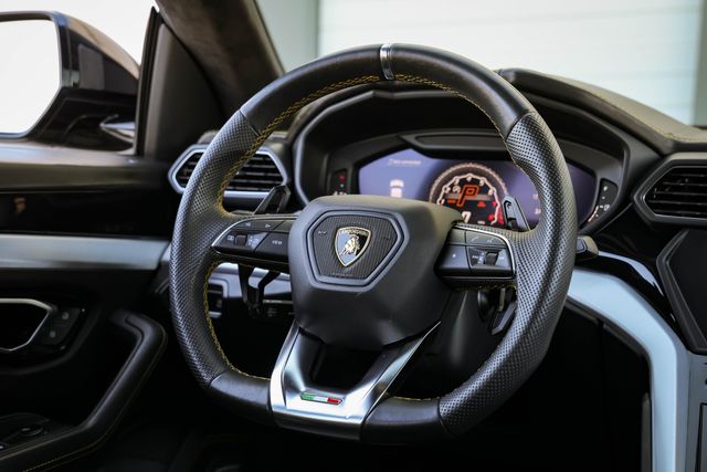 2019 Lamborghini Urus Base | Mesquite, TX | Texas Autos Direct