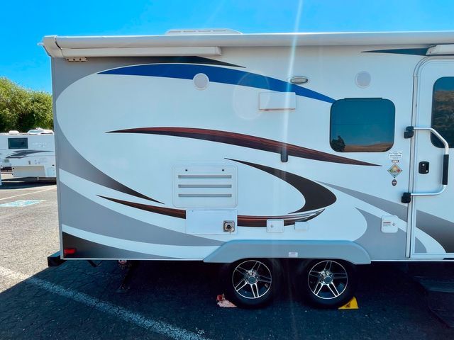 2019 Lance 1985 Travel Trailer