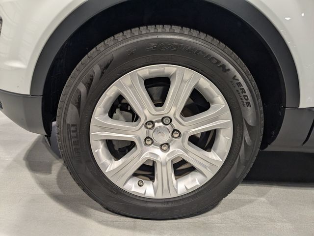 2019 Land Rover Range Rover Evoque SE Premium | Lake Forest IL | Executive Motor Carz 2019 Land Rover Range Rover Evoque SE Premium | Lake Forest IL | Executive Motor Carz