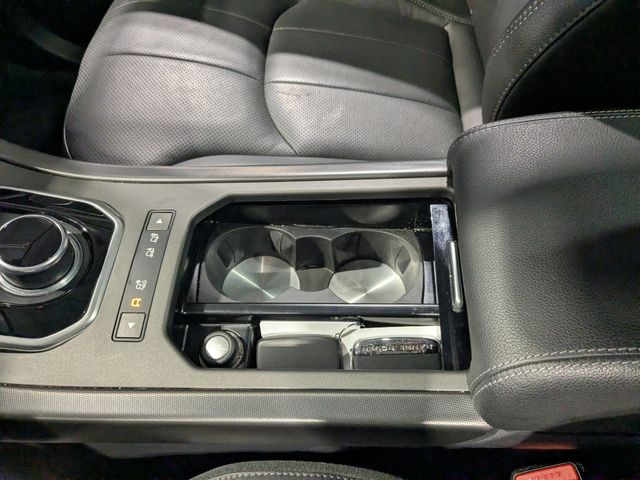 2019 Land Rover Range Rover Evoque SE Premium | Lake Forest IL | Executive Motor Carz