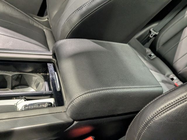 2019 Land Rover Range Rover Evoque SE Premium | Lake Forest IL | Executive Motor Carz 2019 Land Rover Range Rover Evoque SE Premium | Lake Forest IL | Executive Motor Carz