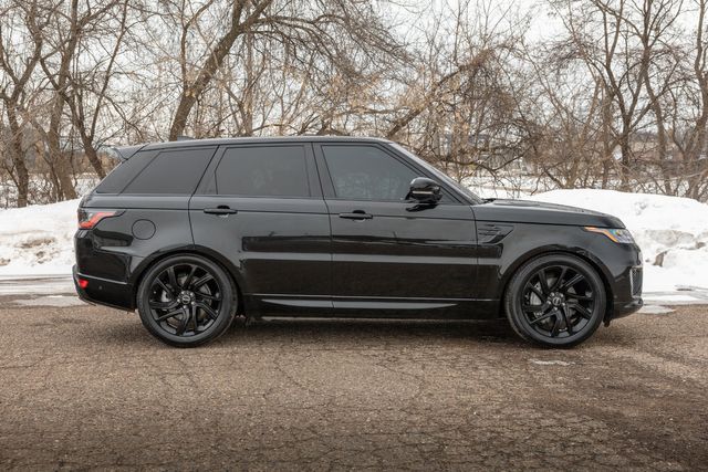 2019 Land Rover Range Rover Sport HSE w/ Heated &amp; Cooled Seats, Meridian Audio