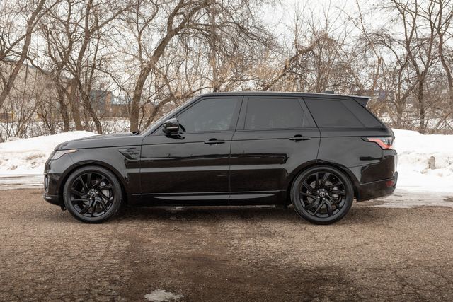 2019 Land Rover Range Rover Sport HSE w/ Heated &amp; Cooled Seats, Meridian Audio