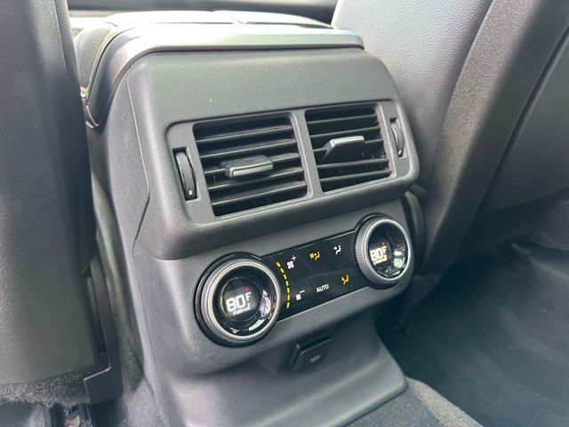 2019 Land Rover Range Rover Velar SE R-Dynamic 4x4 Climate Pack Premium Interior ... | Irving, Texas | Hopper Motorplex