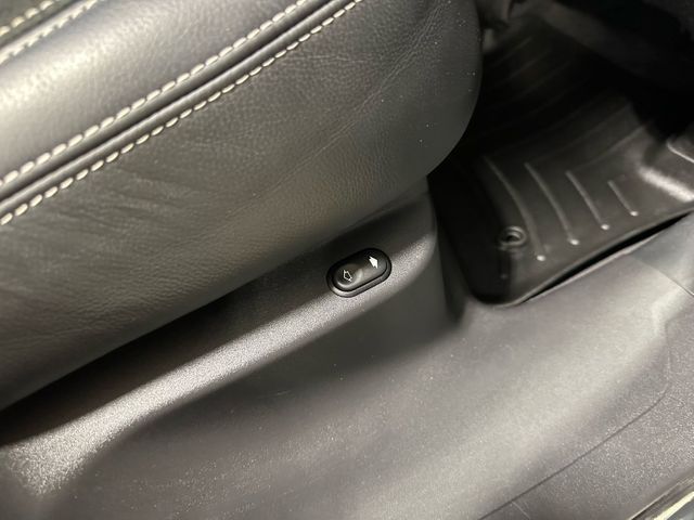 2019 Land Rover Range Rover Velar SE R-Dynamic 4x4 Climate Pack Premium Interior ... | Irving, Texas | Hopper Motorplex 2019 Land Rover Range Rover Velar SE R-Dynamic 4x4 Climate Pack Premium Interior ... | Irving, Texas | Hopper Motorplex