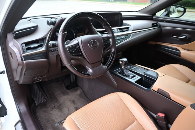 2019 Lexus ES 350 Base