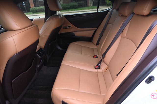 2019 Lexus ES 350 Base