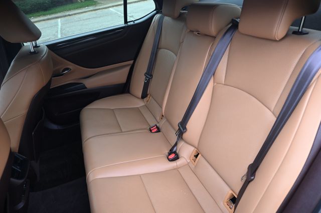 2019 Lexus ES 350 Base