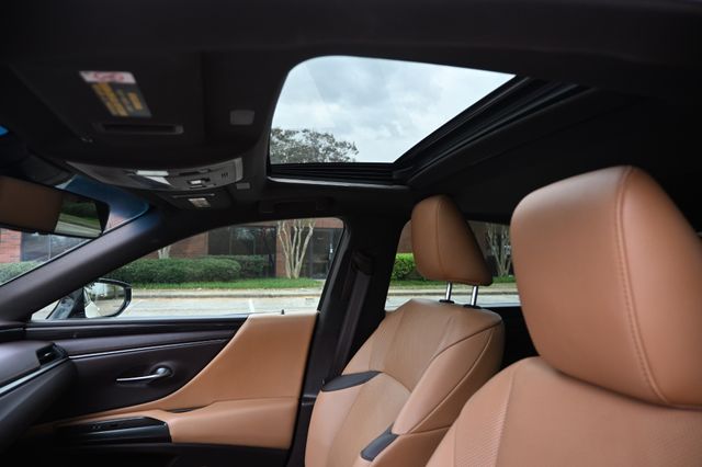 2019 Lexus ES 350 Base