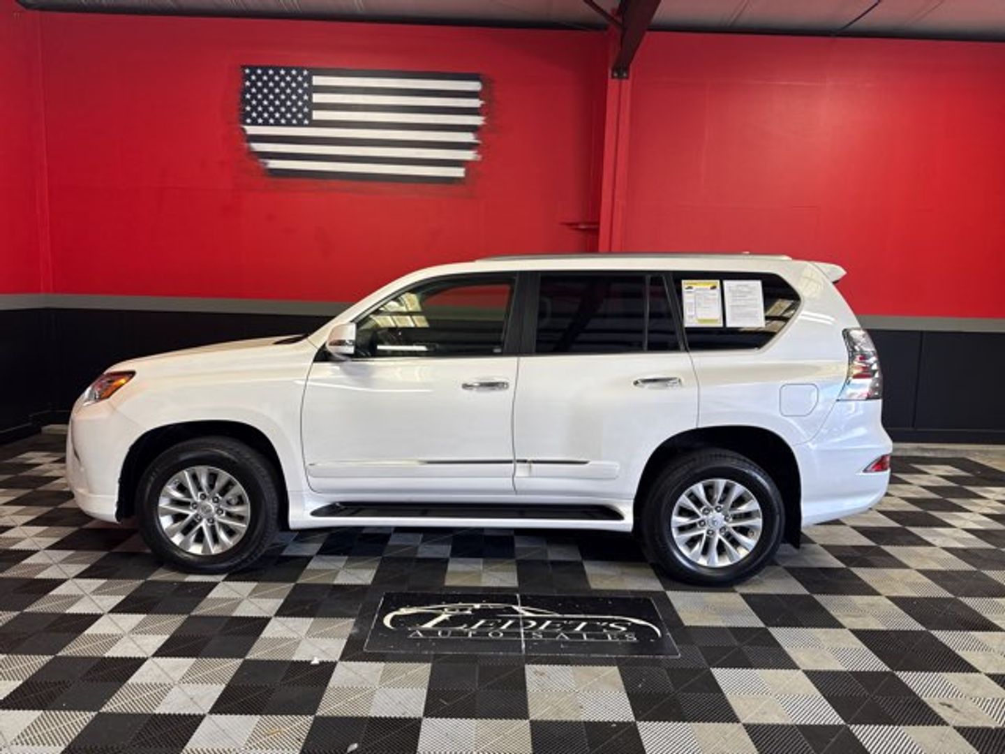 2019 Lexus GX 460 Base [077] Starfire Pearl at Mossy Motors