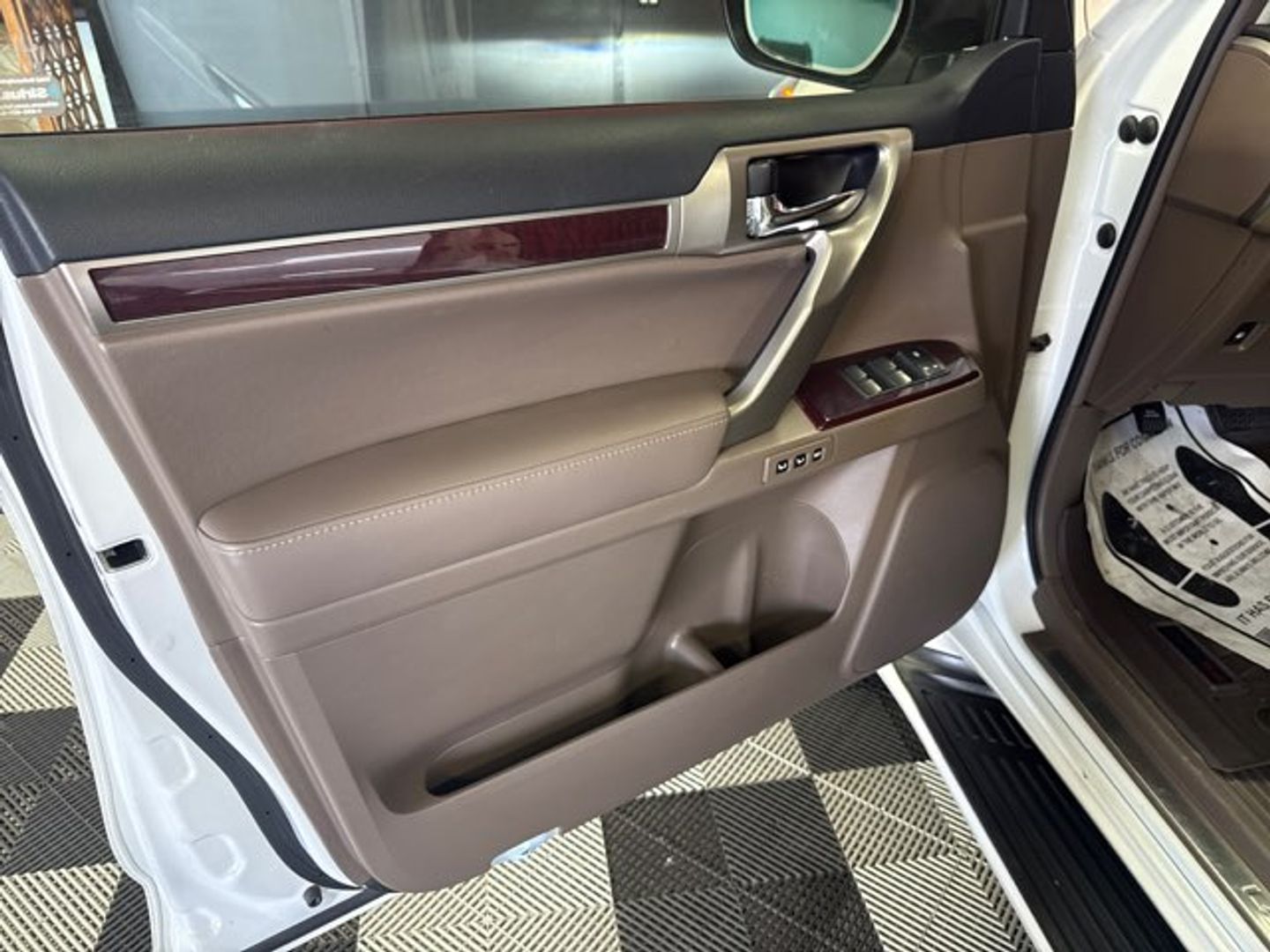 2019 Lexus GX 460 Base [077] Starfire Pearl at Mossy Motors