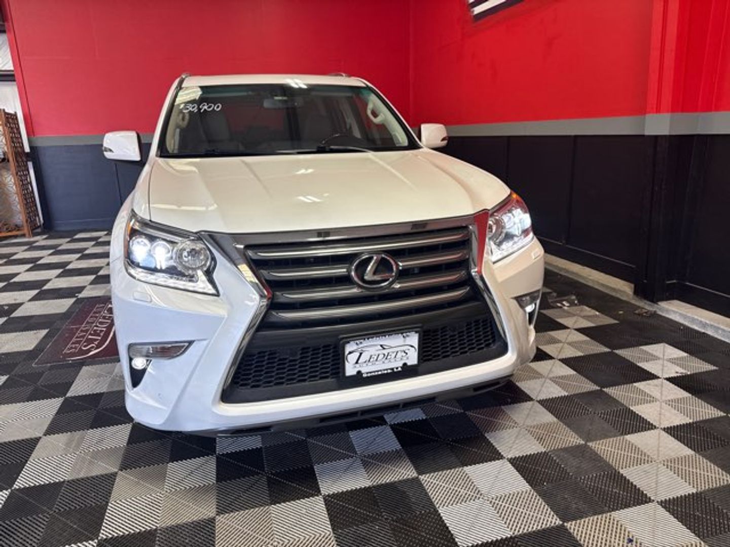 2019 Lexus GX 460 Base [077] Starfire Pearl at Mossy Motors