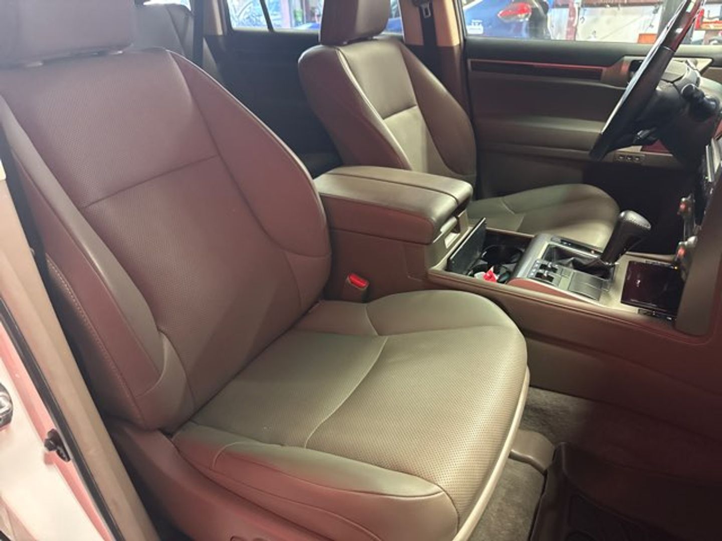 2019 Lexus GX 460 Base [077] Starfire Pearl at Mossy Motors