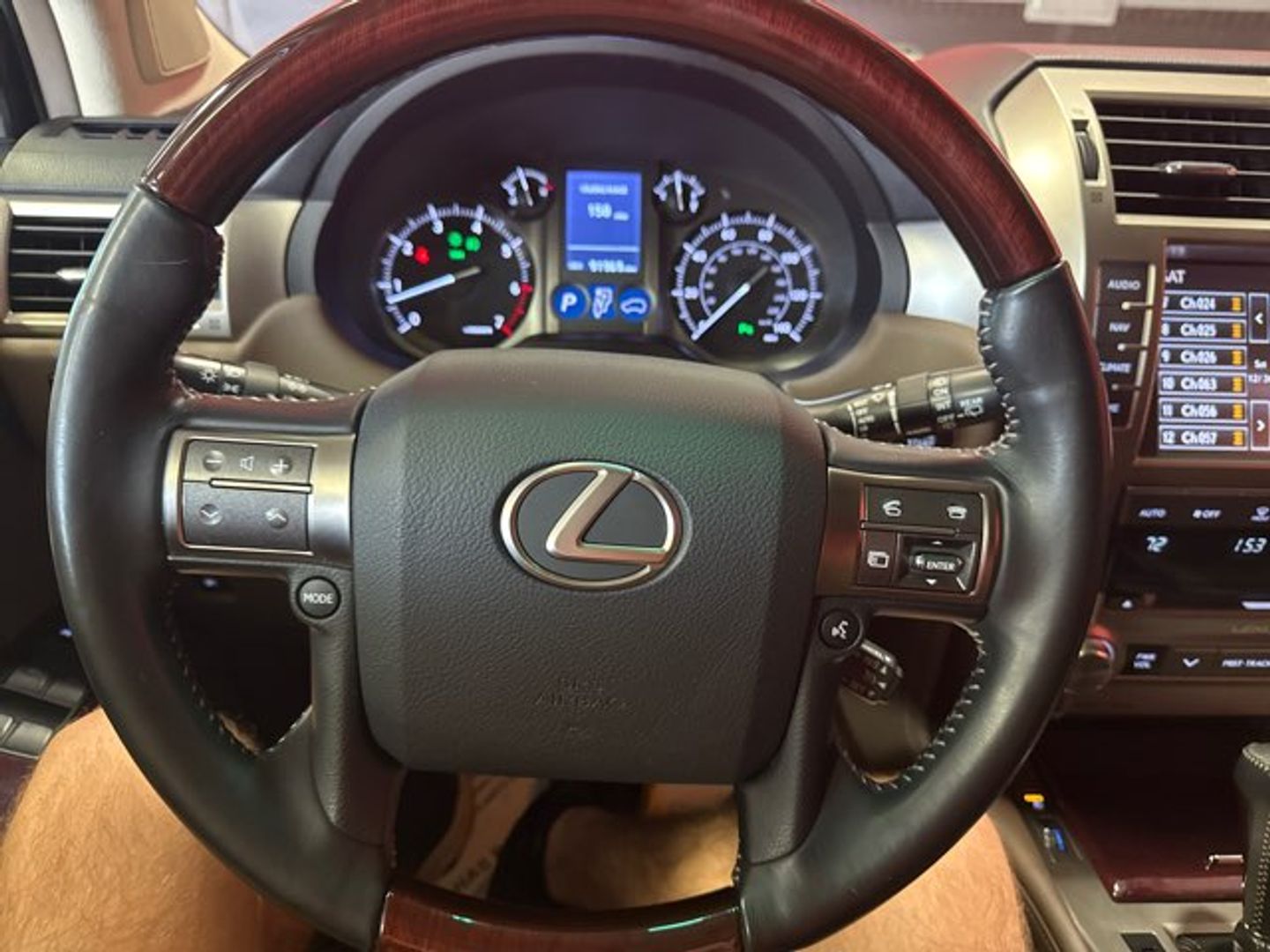 2019 Lexus GX 460 Base [077] Starfire Pearl at Mossy Motors
