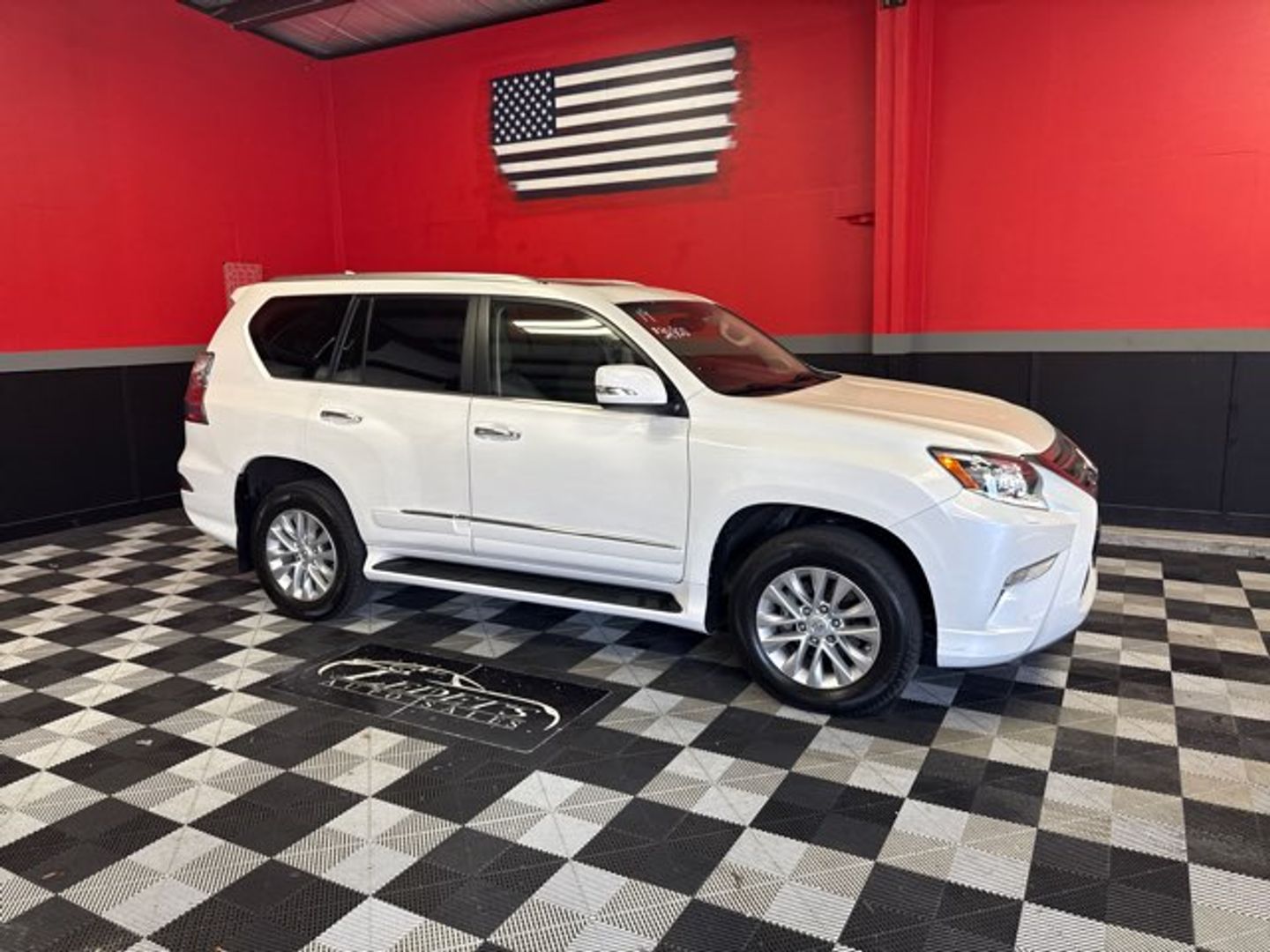 2019 Lexus GX 460 Base [077] Starfire Pearl at Mossy Motors