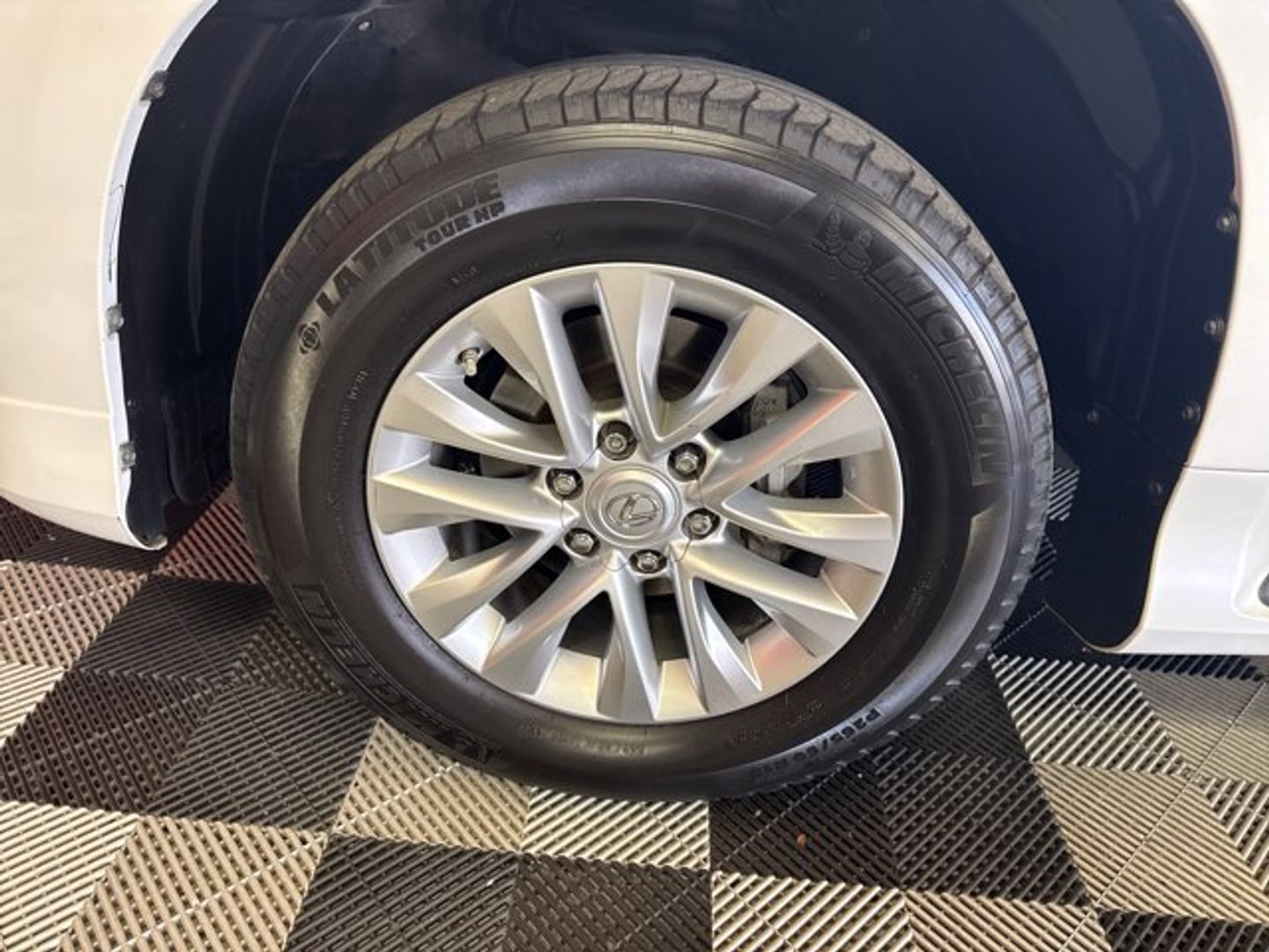 2019 Lexus GX 460 Base [077] Starfire Pearl at Mossy Motors