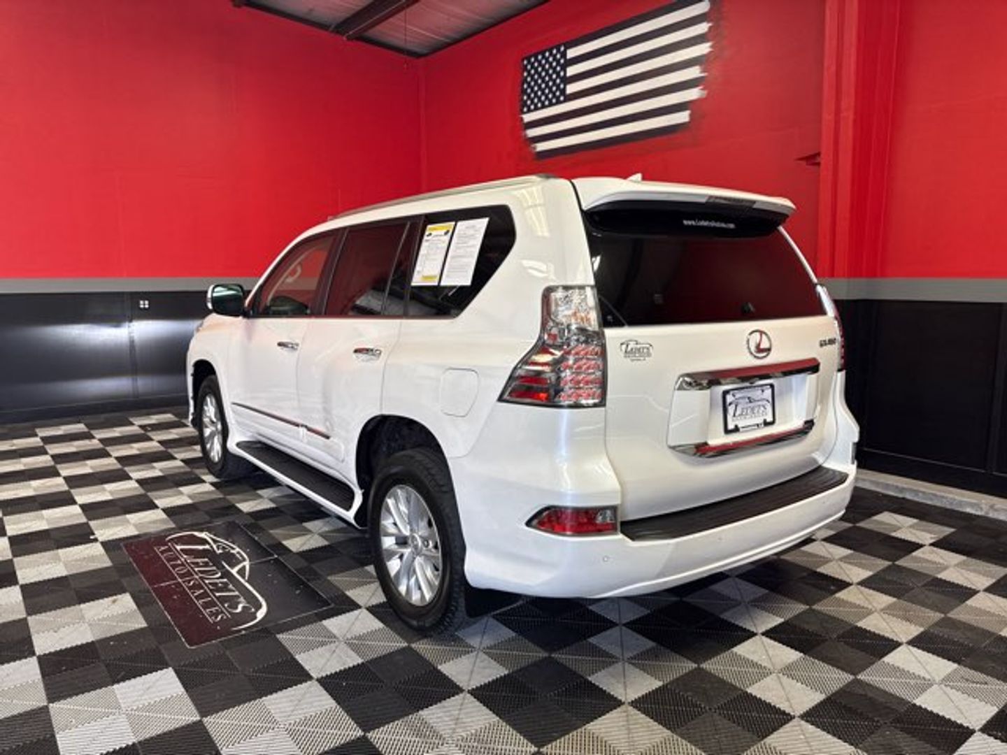 2019 Lexus GX 460 Base [077] Starfire Pearl at Mossy Motors