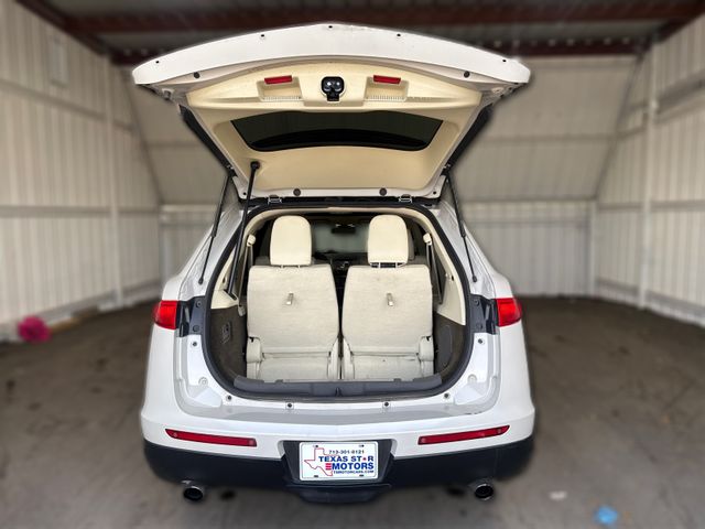 2019 Lincoln MKT Base 2019 Lincoln MKT Base