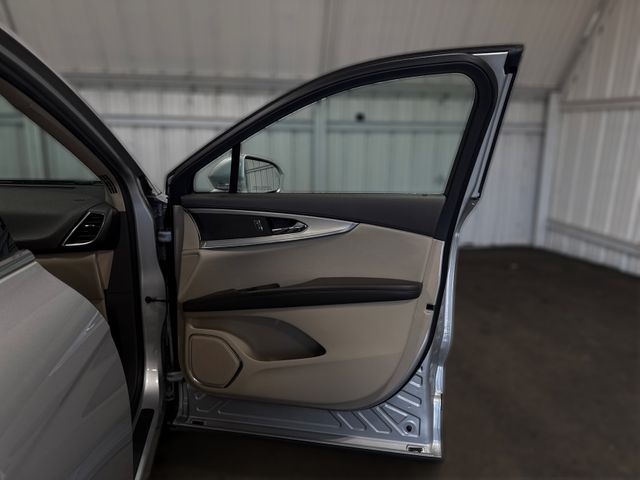 2019 Lincoln NAUTILUS Base 2019 Lincoln NAUTILUS Base