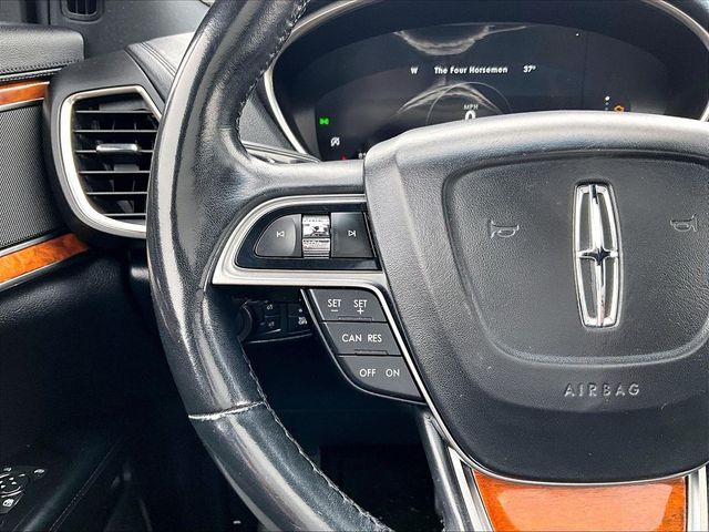 2019 Lincoln Nautilus Select