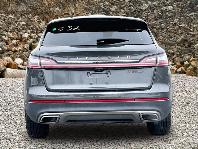 2019 Lincoln Nautilus Select