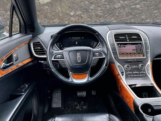 2019 Lincoln Nautilus Select