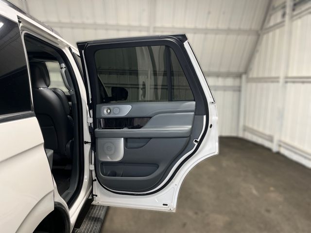 2019 Lincoln NAVIGATOR RESERVE | Houston, TX | Texas Star Motors 2019 Lincoln NAVIGATOR RESERVE | Houston, TX | Texas Star Motors